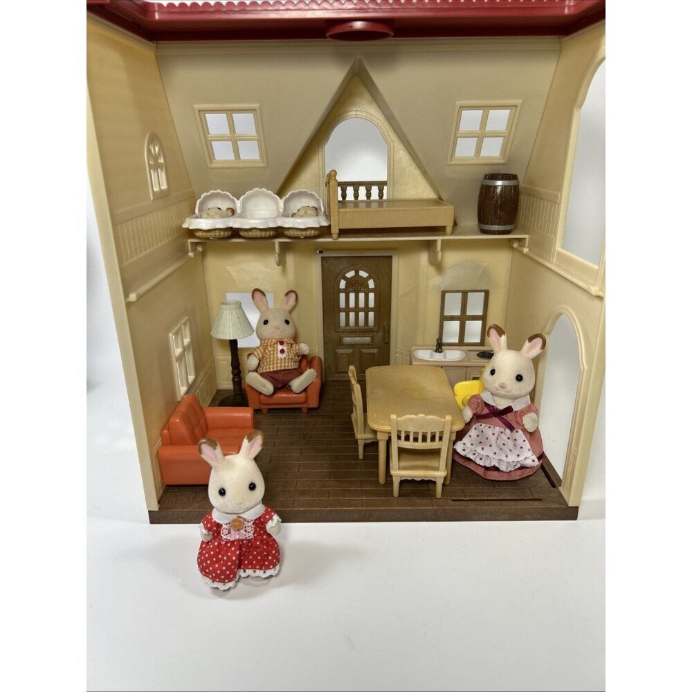 Calico Critters Cozy Cottage Epoch Doll House with Chocolate Rabbits Furniture